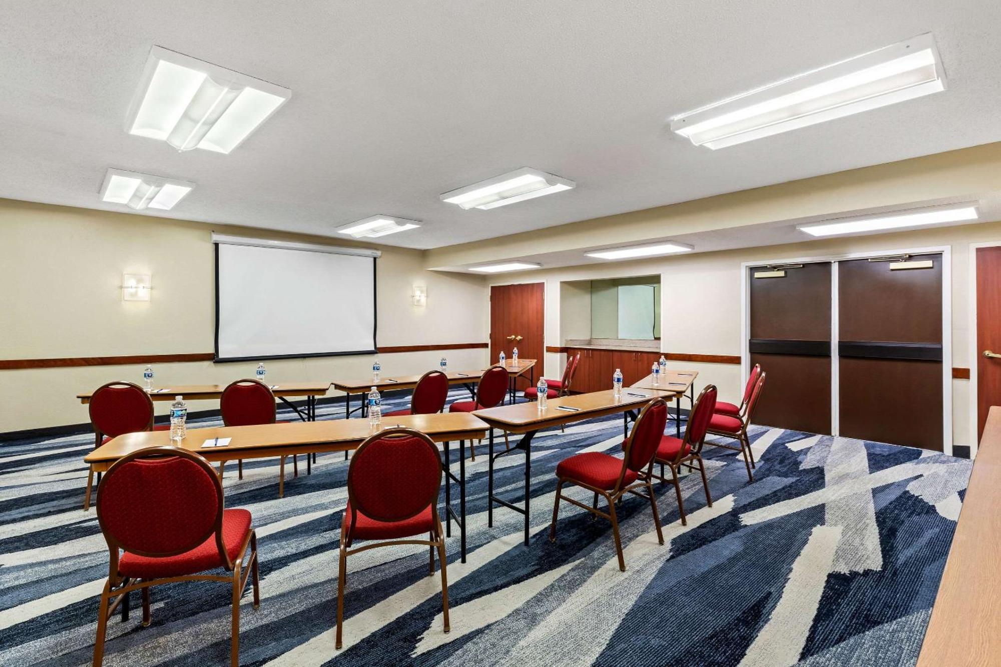 Comfort Inn Roswell-Dunwoody Exterior foto